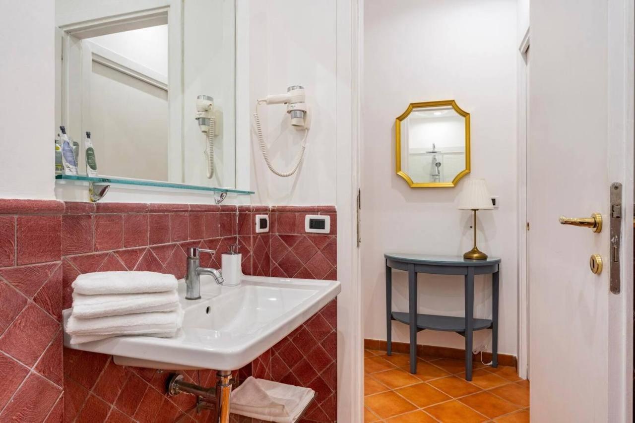 فندق Fori Imperiali Luxe Mansion روما المظهر الخارجي الصورة