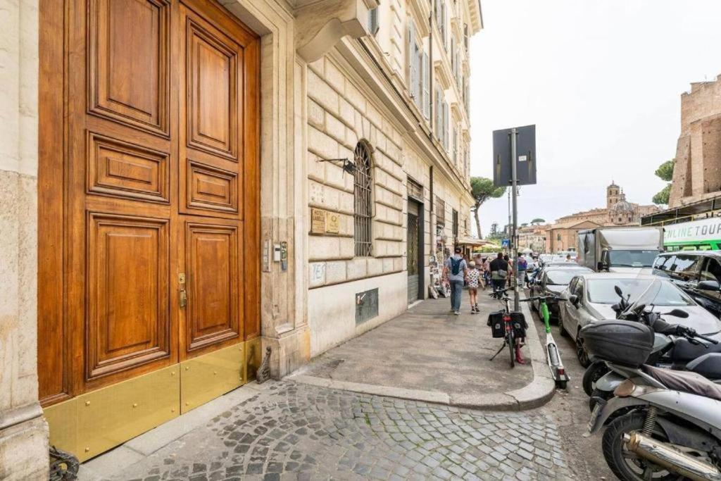 فندق Fori Imperiali Luxe Mansion روما المظهر الخارجي الصورة